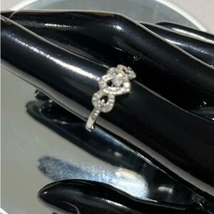 Elegant Silver Heart Ring